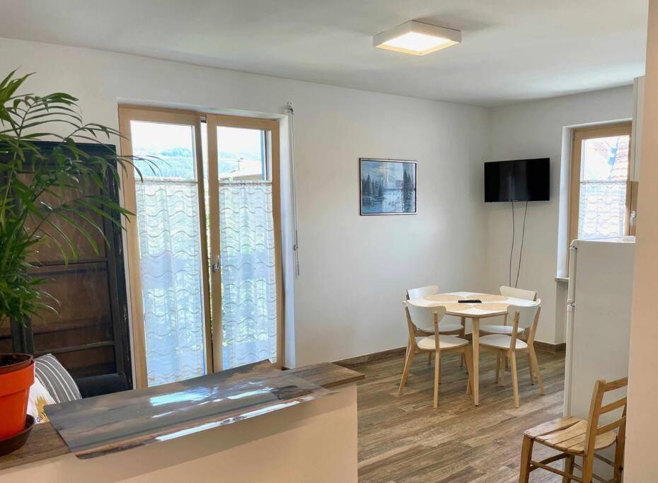 Ferienwohnung Casa Del Tempo Irma Tassullo Ospitar Exterior foto